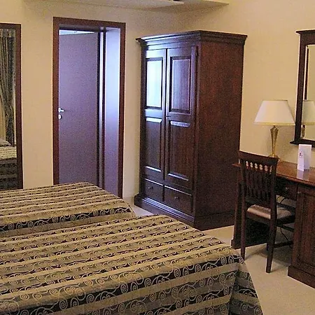 Domus Hotel