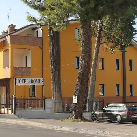Domus Hotel