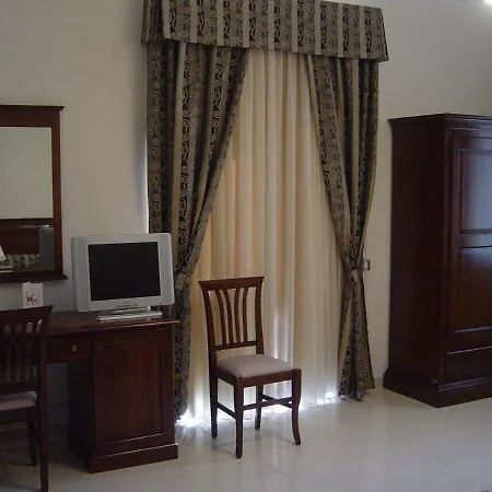 Hotel Domus 3*